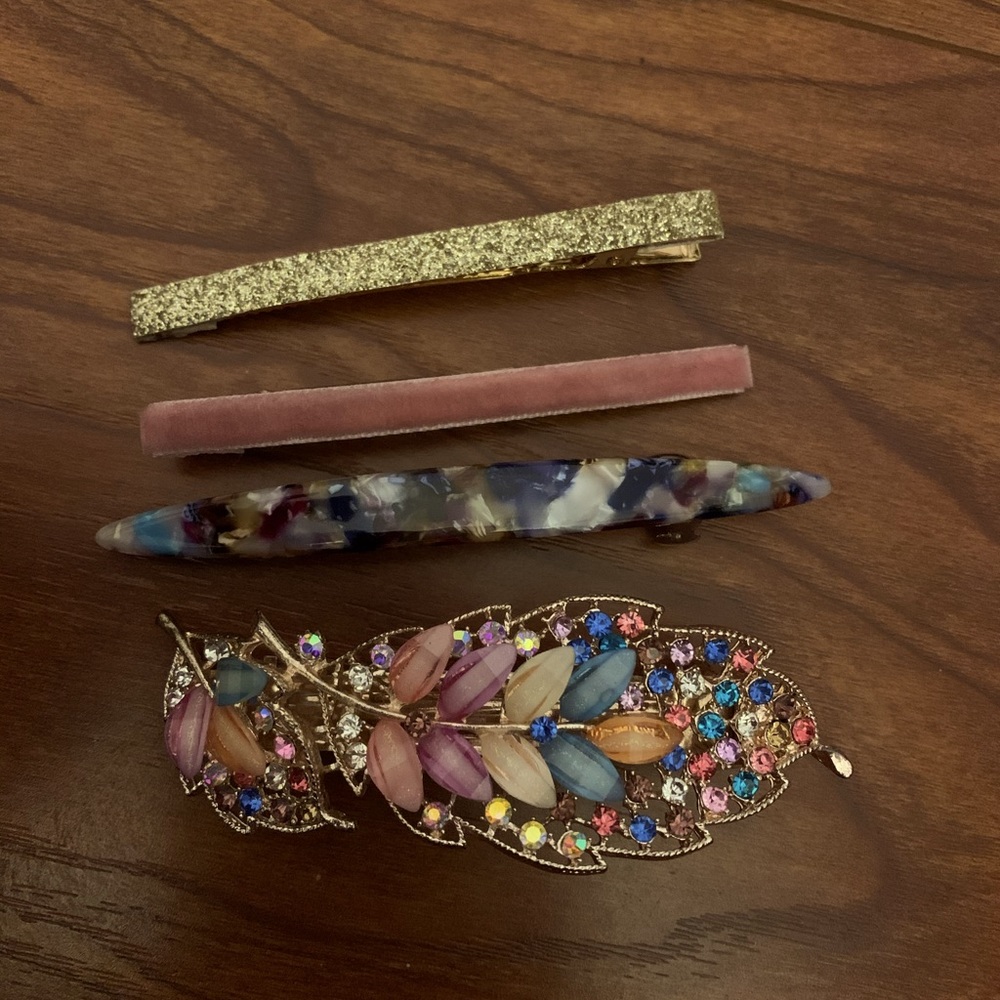 Hair clip lot